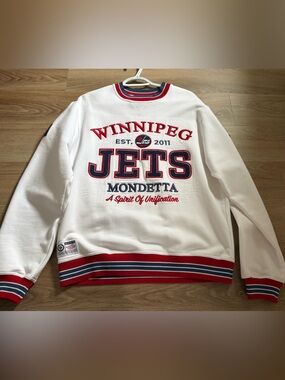 Winnipeg Jets Mondetta Crewneck Sweatshirt - NWOT